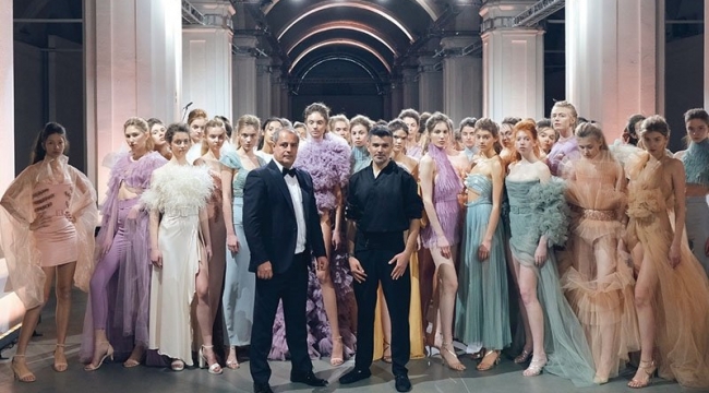 SAİT EMİR ,DENİZ AKKAYA İÇİN DEFİLE Mİ DÜZENLEDİ?