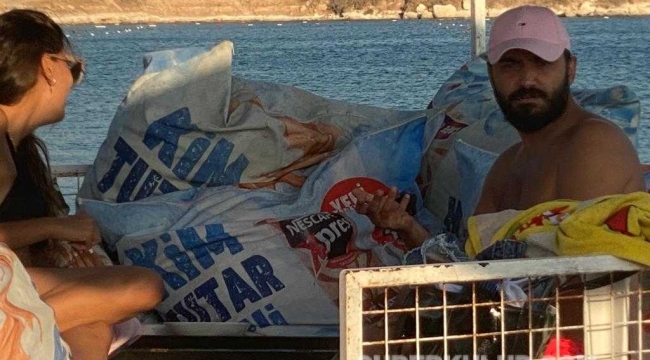 Ağır Romantik Filminin Yönetmeni Deniz Denizciler Model Sevgilisiyle Yakalandı