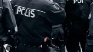 Ümit Özdağ, polislere AKP Gençlik Kolları üyelerinden özür diletilmesi olayının ayrıntılarını paylaştı: 2 polis açığa alınmış