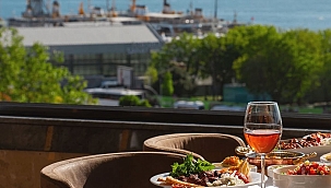 BVS Bosphorus Hotel, Çatma Mescit Hamamı ve Pera Roof Restaurant ile Fark Yaratıyor